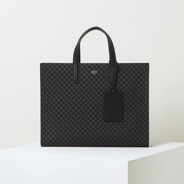 DBBA3F601BK [LOUIS BRIDGE] ブラックロゴパターンレザーラージトートバッグ