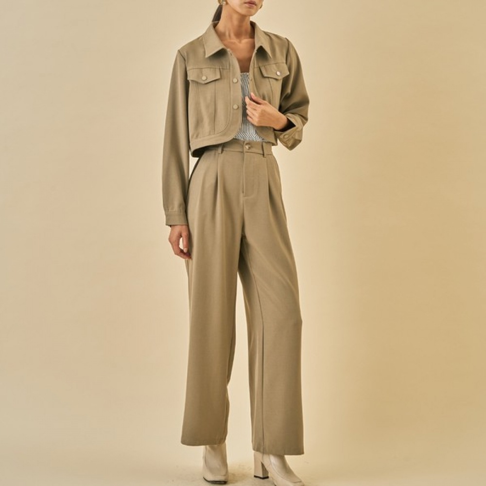 (UNIKE) エリースナップボタントップ&ボトムスーツツーピースセット