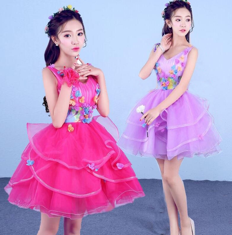 カラードレス 膝丈 可愛い ボリューム ふわんり ミニドレス 花びら 花モチーフ チュチュドレス Vネック パーティー 二次会 結婚式 お呼ばれ フォマールドレス ミニウェディングドレス 発表会 演奏