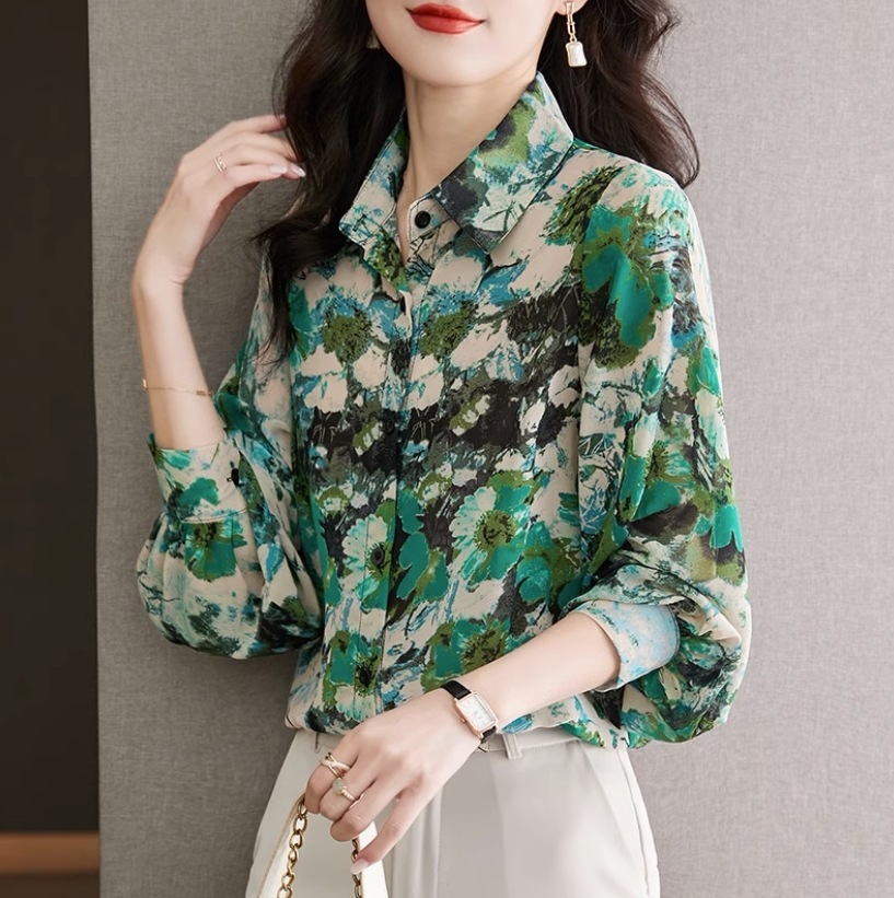 トップス シャツ ミドル丈 長袖 襟付き ストレート シフォン ボタン 前開き かわいい 大人可愛い きれいめ カジュアル 大人 上品 おしゃれ お洒落 メンズライク ガーリー 大人女子 柄 花柄 春