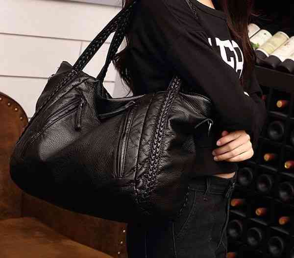 ハンドバッグ レディース ミニトートバッグ 春 ミニバッグ ブランド 小さめ 財布 小さい ワンマイルバッグ トートバッグ 革 ミニ 黒 トート 軽い レザー カジュアル ミニショルダーバッグ 秋 お