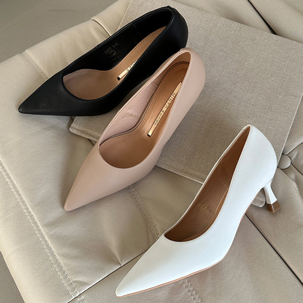 パンプス 天然牛革 プレーン ポインテッドトゥ レディース 黒 ベージュ 白 8,184円