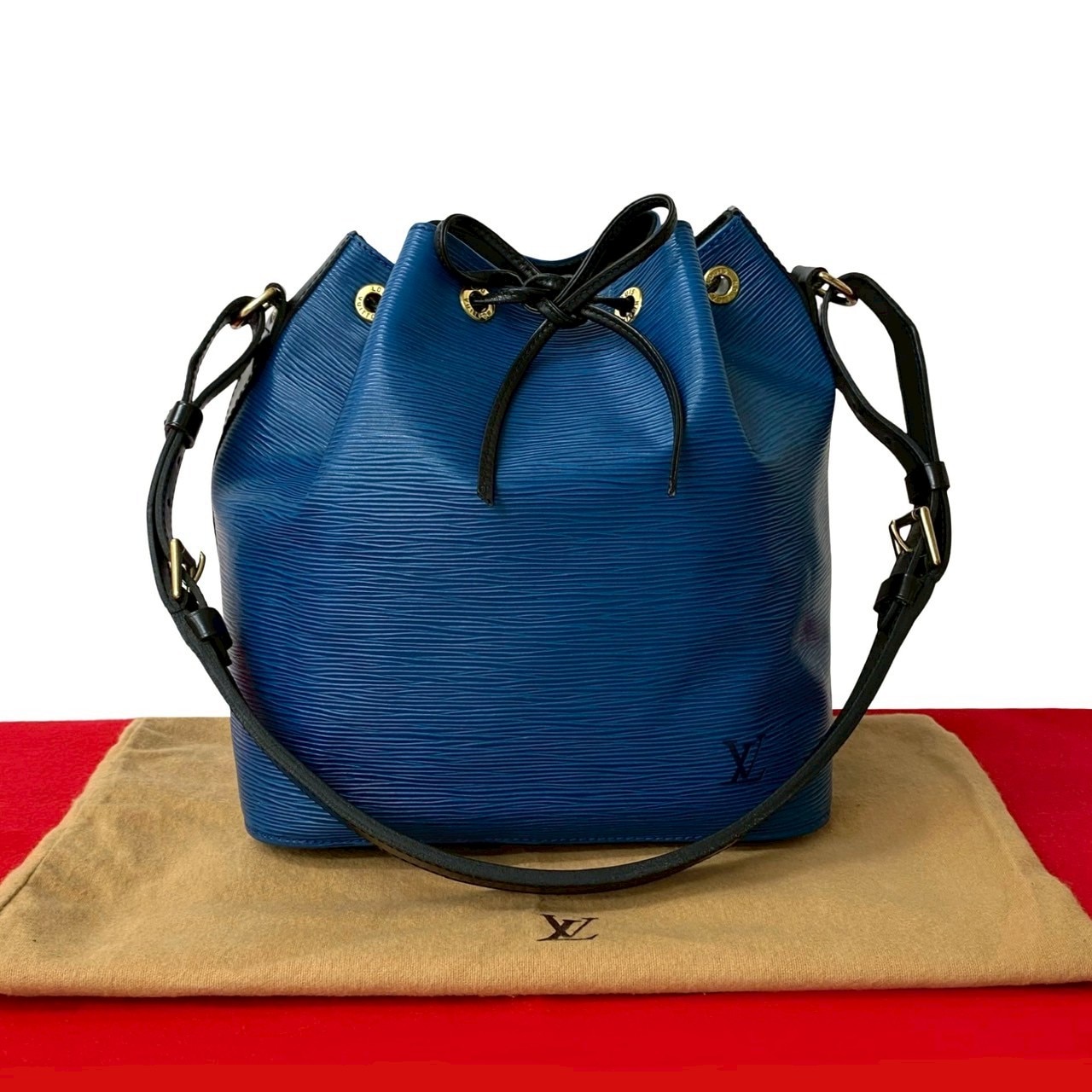 ヴィンテージ プチ パレ エピショルダーバッグ エピレザー ブルー 64768 53,100円