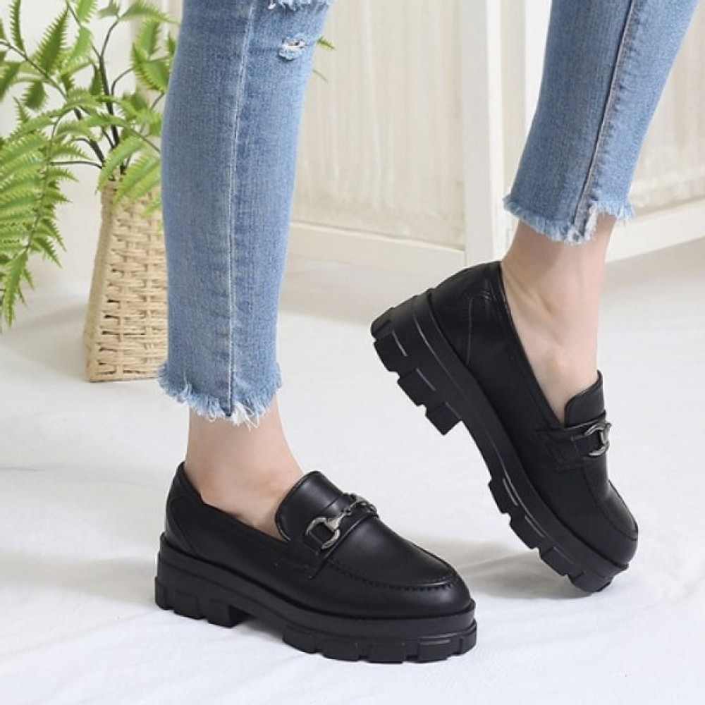 (ニナスパリ) 5cm メタルチェーンチャンキーヒールローファー (3K875)