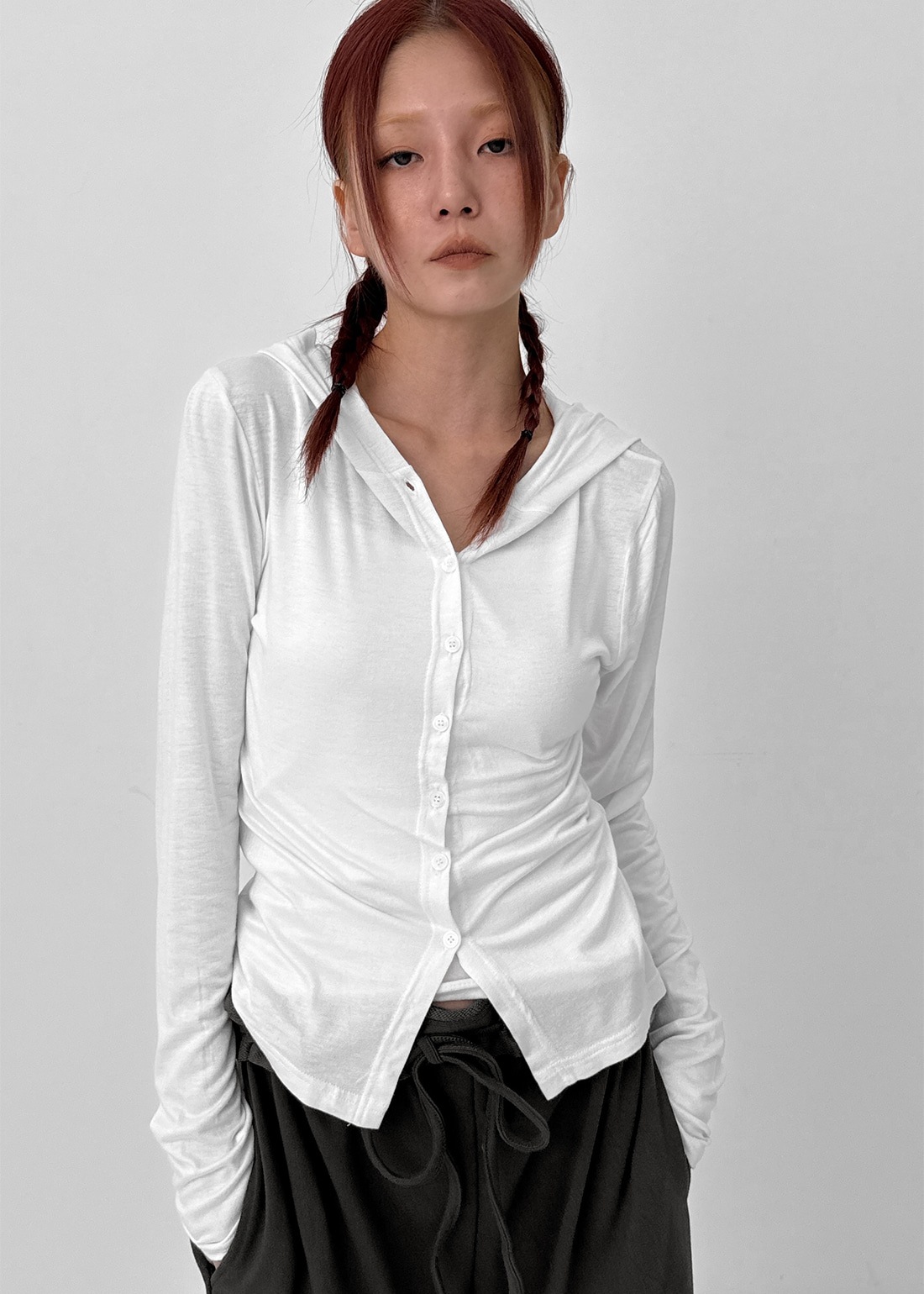 ミニョンテンションボタンフードカーディガン