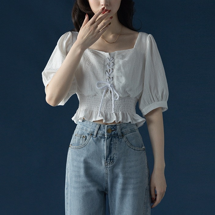 半袖ブラウス トップス ブラウス ショート ショート丈 袖あり 半袖 パフスリーブ スクエアネック リボン かわいい 大人可愛い きれいめ シンプル カジュアル 大人 上品 おしゃれ お洒落