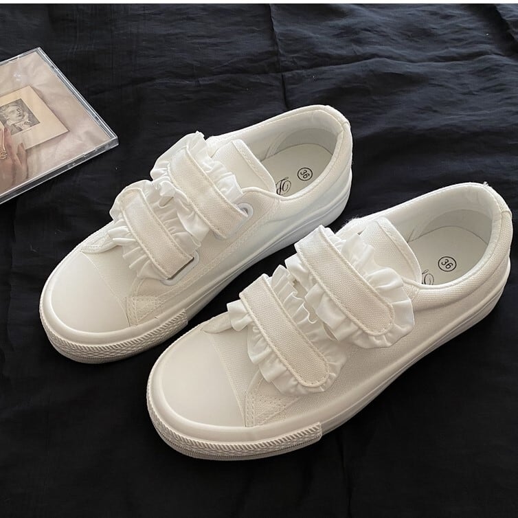 レディース スニーカー スリッポン デッキシューズ 2.5cmヒール ダブルベルト マジックテープ フリル 歩きやすい かっこいい カジュアル 大人 流行り 上品 きれいめ シンプル クラシック ls