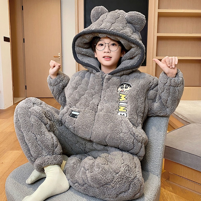クレヨンしんちゃんの子供用パジャマ秋冬の男の子サンゴの綿毛を厚くした3層の綿フランネルの部屋着
