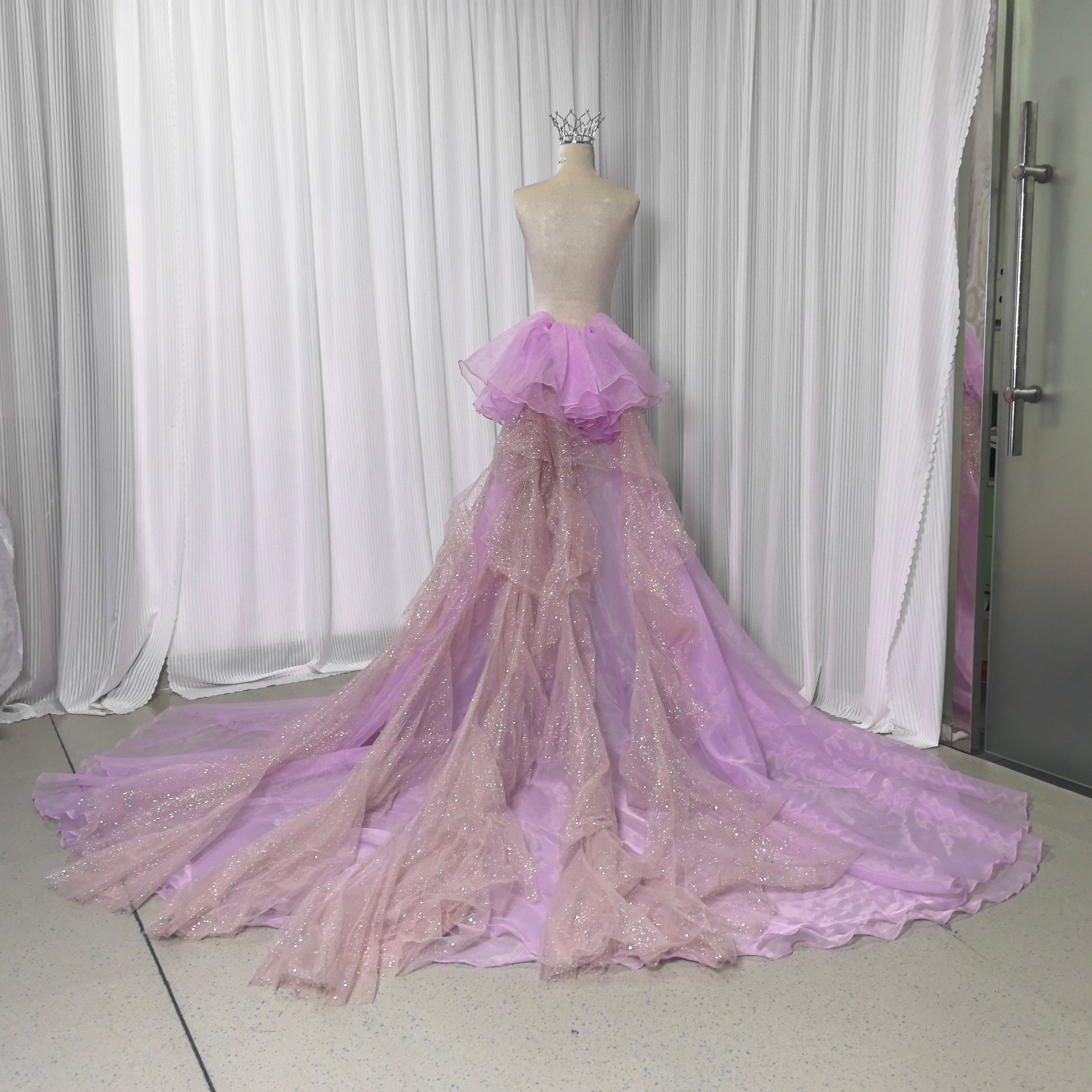 カラードレス ラベンダーピンク 上質オーガンジー キラキラグリッターチュール 取り外し トレーン 花嫁 前撮り 11,513円