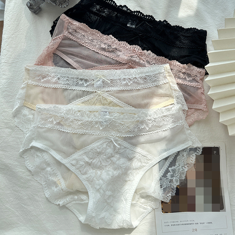 【1点ご購入 で10点プレゼントいたします】レース糸通気綿股間少女パンツ中腰に傷なし