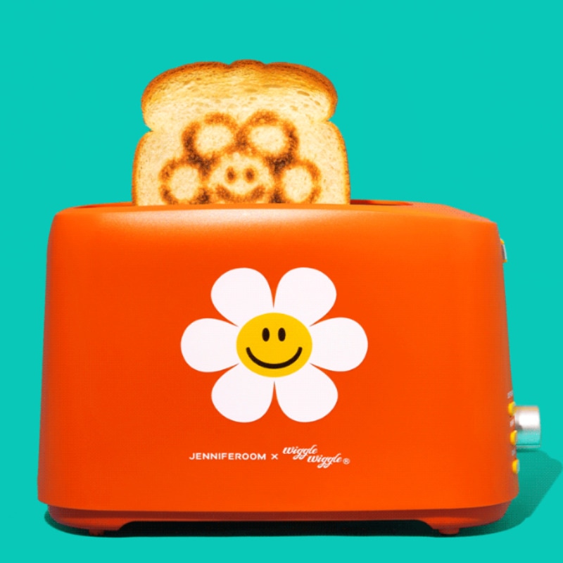 WIGGLE WIGGLE / JENNIFEROOM Toaster