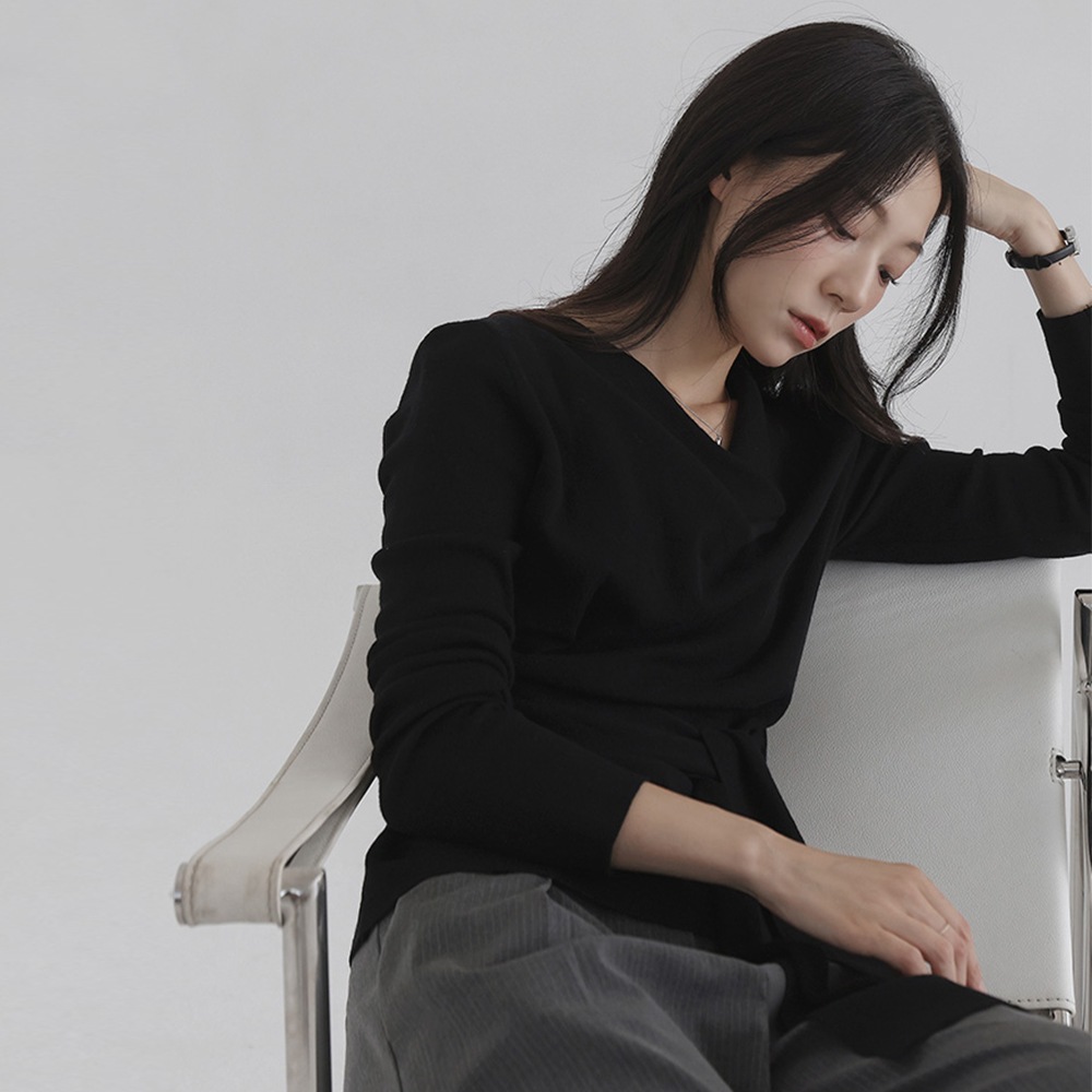 マレンタウールドレープストラップニット