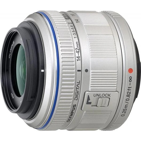 【中古】オリンパス OLYMPUS 標準ズームレンズ M.ZUIKO DIGITAL 14-42mm F3.5-5.6 II シルバー 12,994円