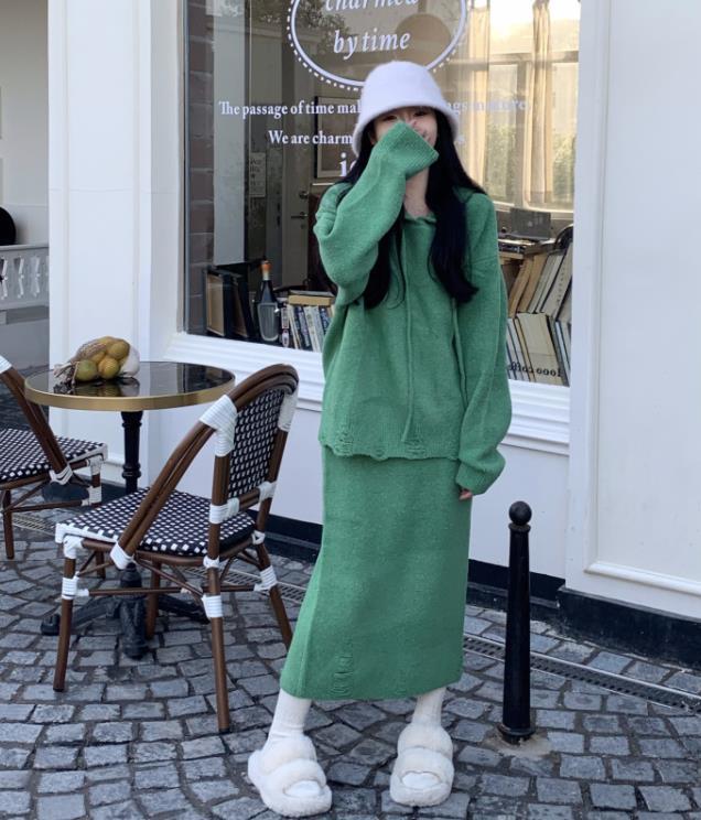 2025春 2点セット怠惰な風 ダメージ ニットセット セクシー スリム見え 楽ちんセットアップ 母の日 母の日-0006420