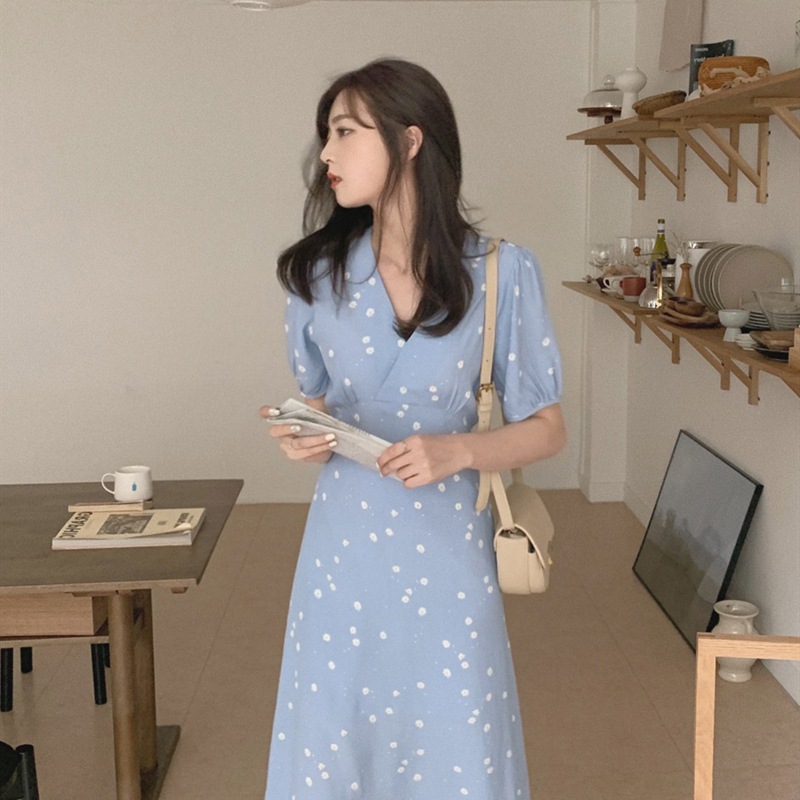 ワンピース フレアワンピース 膝下 袖あり 半袖 Vネック カシュクール 襟なし セミフレア 細身 Aライン ウエストマーク かわいい 大人可愛い きれいめ 大人 上品 おしゃれ お洒落 大人可愛い