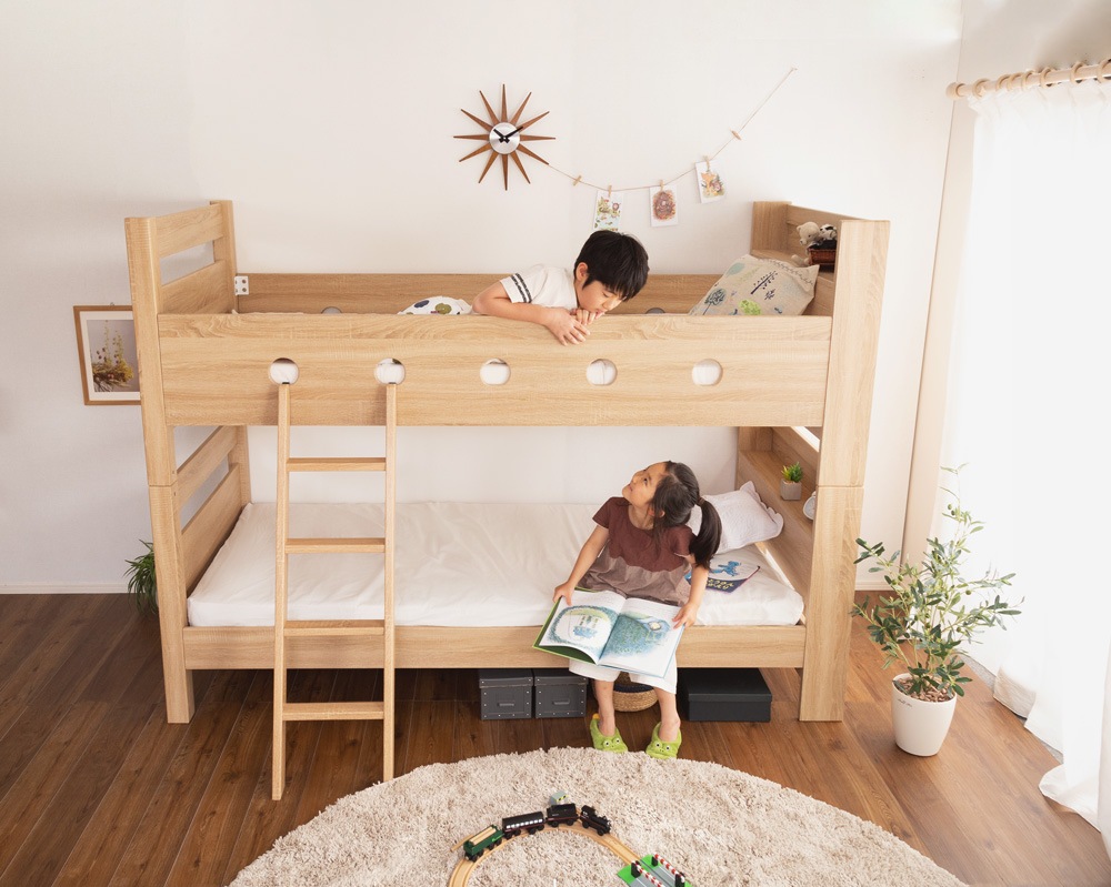 大切な人へのギフト探し 木目調 シンプル 北欧モダン 木製 二段ベッド ベッドフレーム 宮棚 218x103x160cm 耐荷重約300kgの頑丈設計 スノコ シングル2台で使用可能 2段 3段ベッド カラー ナチュラル Myrichmondhelp Richmond Ca