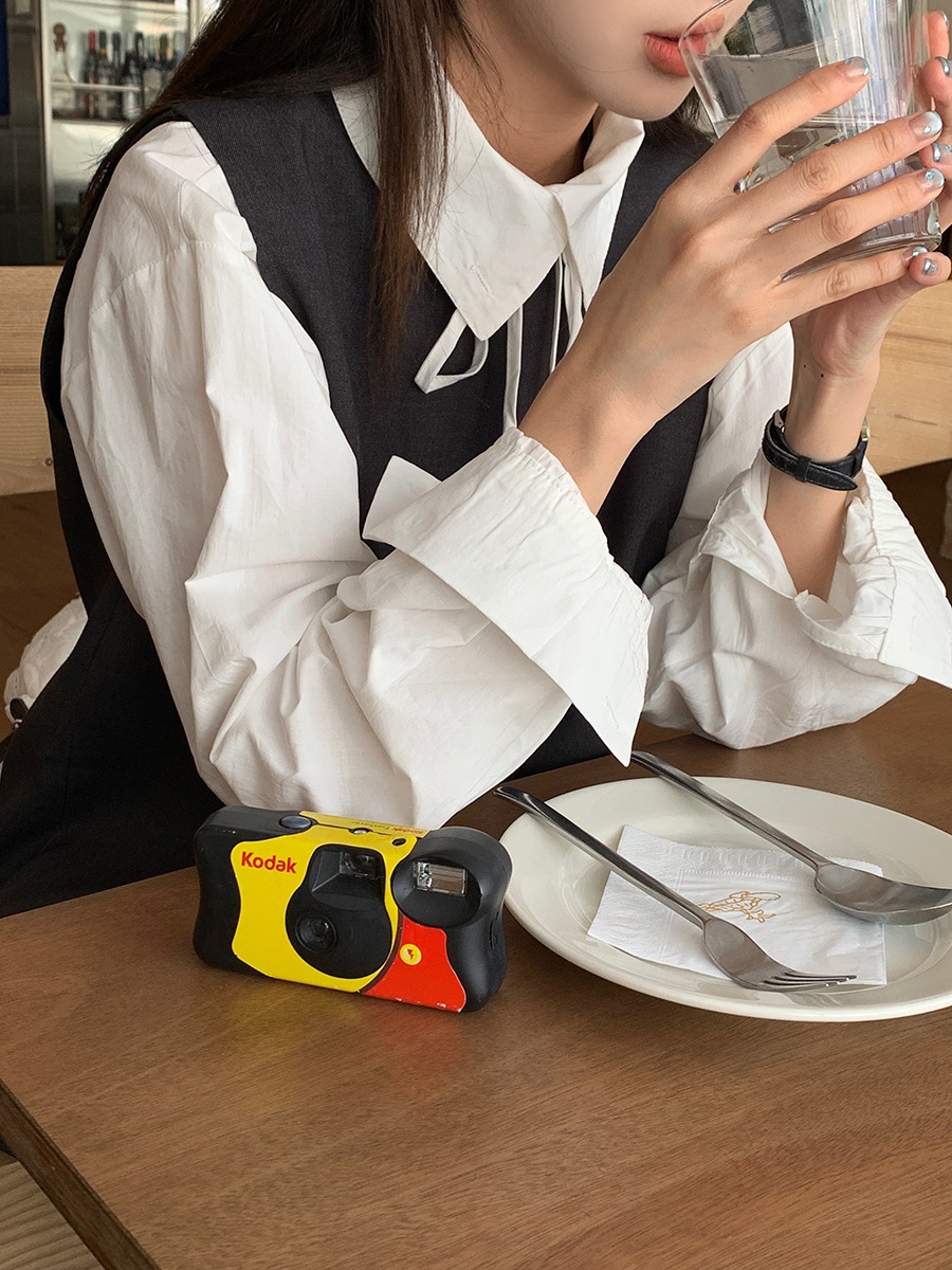 ミニマリストスタイル無地レースアップボウシャツ2024ルーズ気質レトロ風シャツ