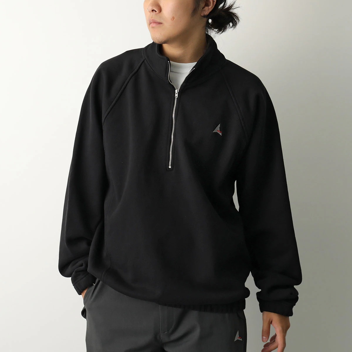 ROA ロア トレーナー LOGO 490GSM HEAVY HALF ZIP RBMW0636FA405 メンズ スウェット ハーフジップ ハイネック 長袖 裏起毛 ロゴ BLK0001/Black