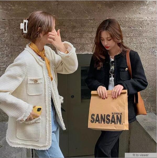 ツイードジャケット　ツイードノーカラージャケット　凹凸感のあるツイード生地　クラシックカーディガン