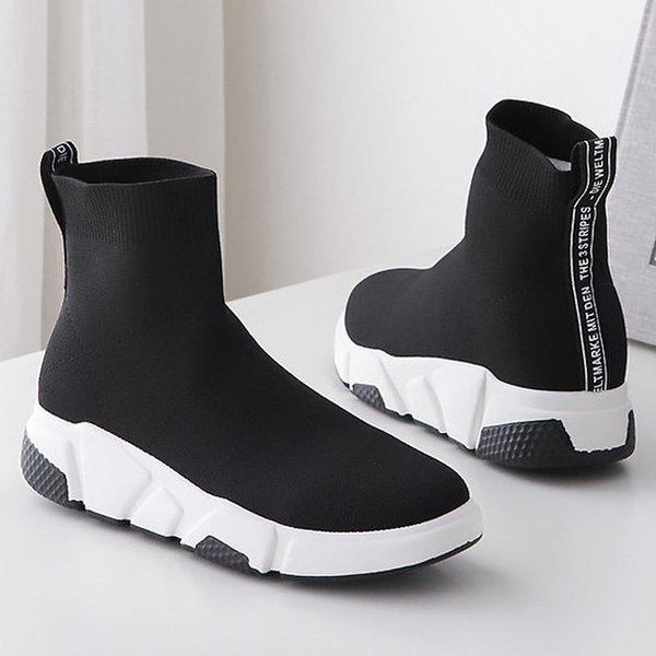 [シューズ] ソックススパン 女性用アンクルブーツ 4cm sjmr-313