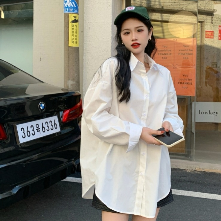 トップス シャツ 白シャツ ビッグT ミディアム丈 袖あり 長袖 襟付き 前開き 綿 かわいい 大人可愛い シンプル カジュアル 大人 おしゃれ お洒落 レトロ アジアン エスニック エキゾチック