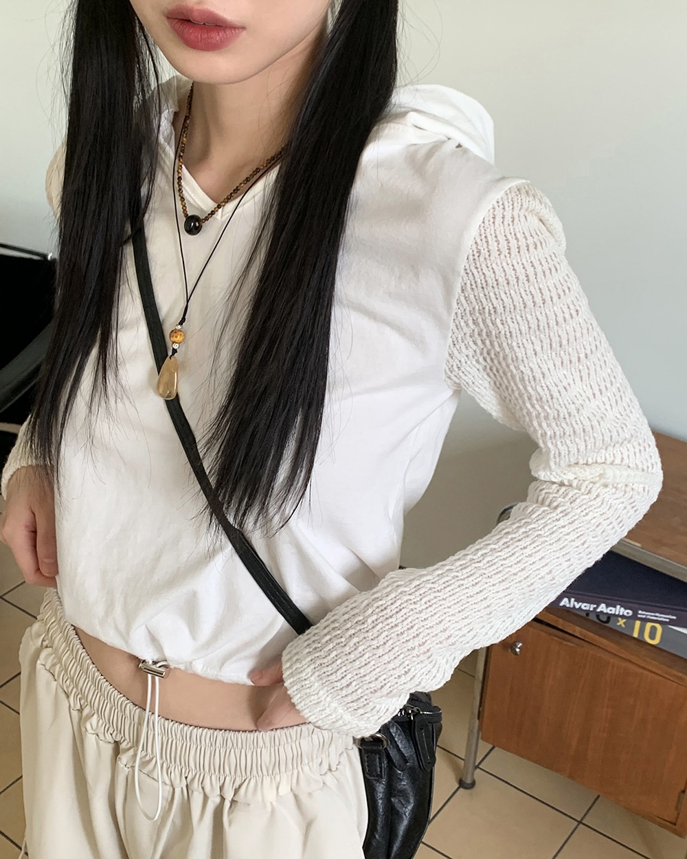 ミッション配色ストリングクロップフードTシャツ