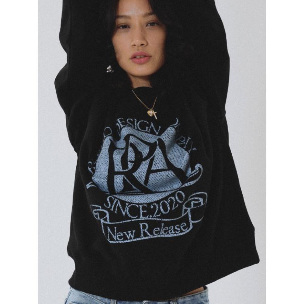 PRENDA ROUND LOGO CREWNECK SWEATSHIRT BLACK PPTOAWCR26UC