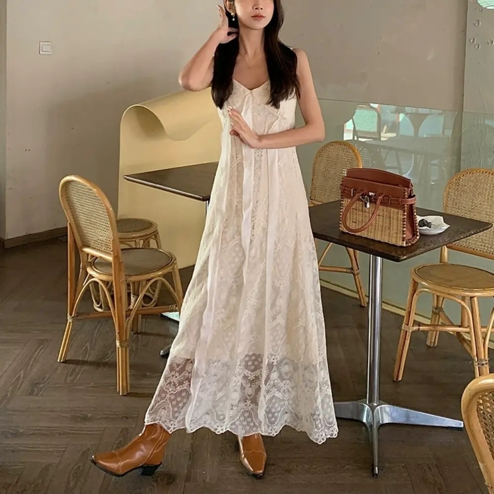 ワンピース マキシワンピース フレアワンピース キャミソールワンピース キャミワンピ ロング ロング丈 マキシ マキシ丈 Vネック 袖なし ノースリーブ フレア Aライン フリル 刺繍 シースルー