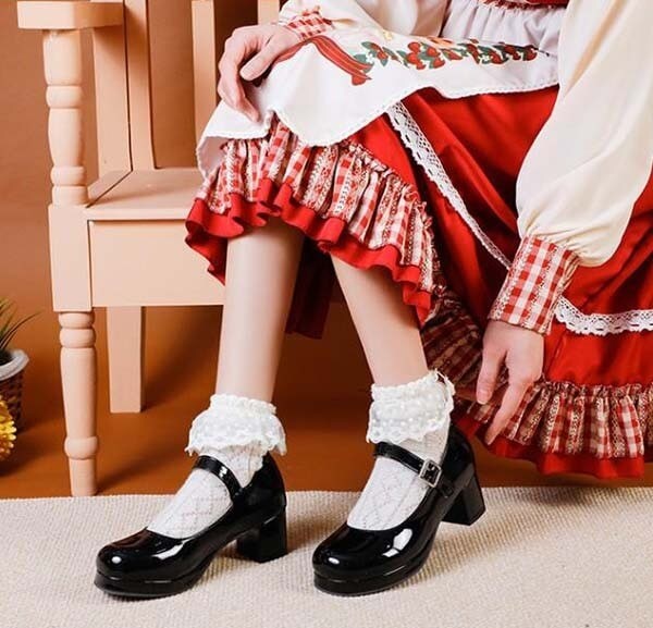 ロリータ靴 レディースシューズ パンプス メイド靴 可愛い 姫様 お嬢様 女の子 おしゃれ 日常 文化祭 イベント 美脚 お茶会 通学 コスプレ 小さいサイズ 大きいサイズ シューズ ブラック