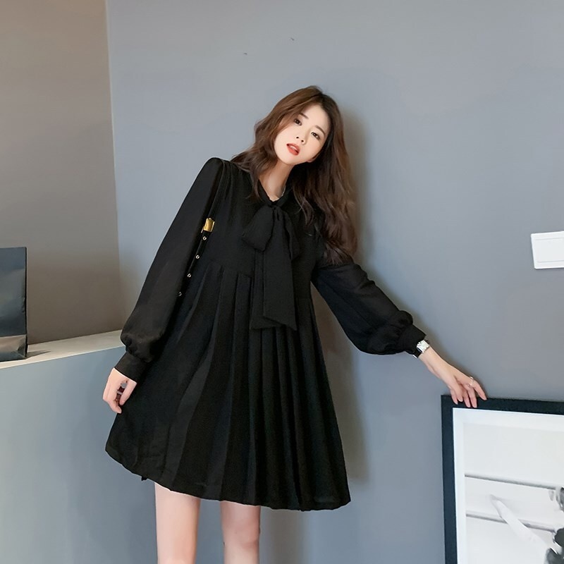 ワンピース フレアワンピース ミニ ミニ丈 ショート ショート丈 袖あり 長袖 Vネック フレア プリーツ リボン かわいい 大人可愛い おしゃれ ラブリー キュート ガーリー 無地 春 秋 10代