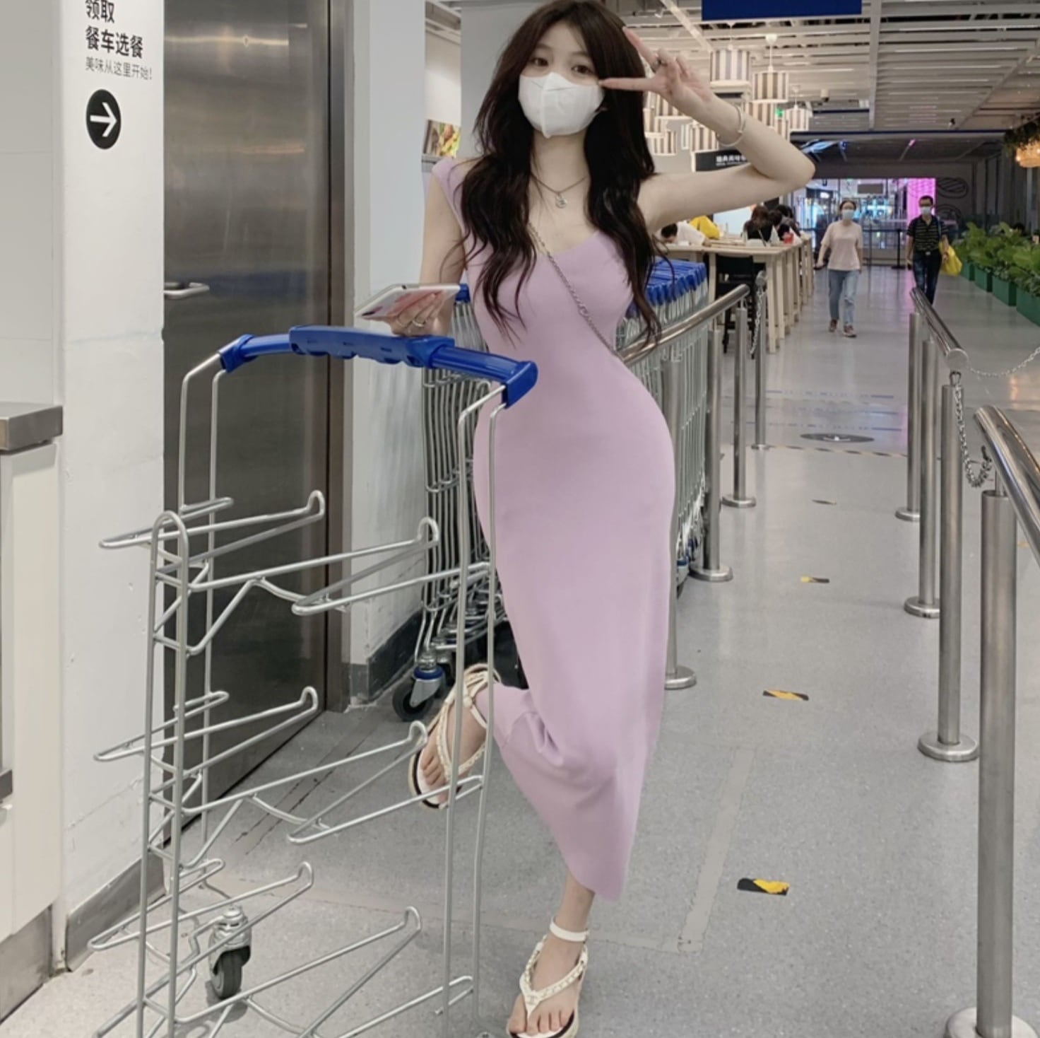 ワンピース ロング ロング丈 マキシ マキシ丈 袖なし ノースリーブ 7分袖 ラウンドネック スリム タイト 細身 伸縮性 薄手 かわいい 大人可愛い カジュアル おしゃれ お洒落 かっこいい