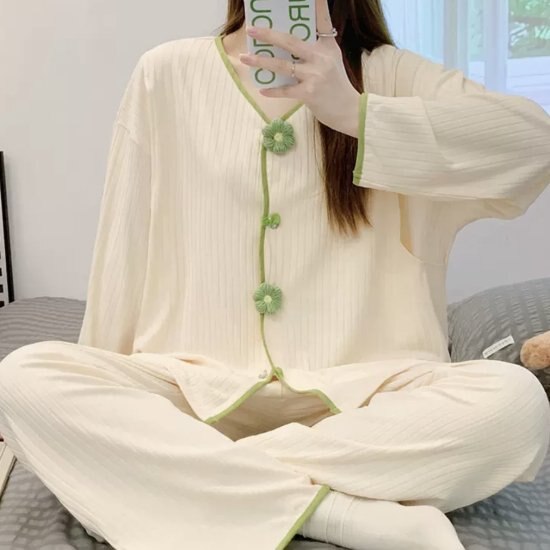 【取寄：納期2週間】ルームウエア 部屋着 パジャマ 春秋冬 暖かい 上下セット レディース 綿 かわいい ゆったり リラックス オールシーズン コットン フラワー リボン 長袖 ロングパンツ 授乳