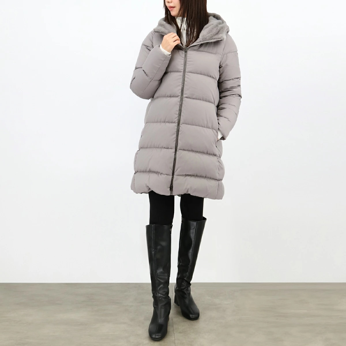 PI001948D 9406/GRIGIO PERLA　ダウンジャケット ダウンコート フード付き フェイクファー 撥水 レディース アウター グレー ブランド