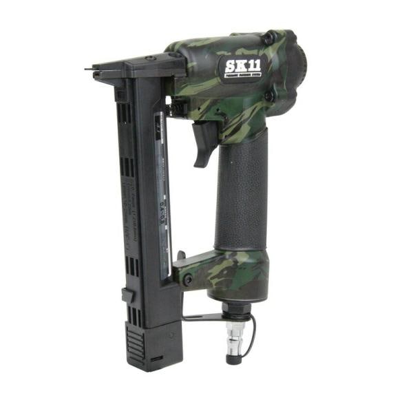 SK11 エアタッカー 迷彩T425L SA－T425L－X1CA 電動工具 エアーツール 建築用工具 高圧機器