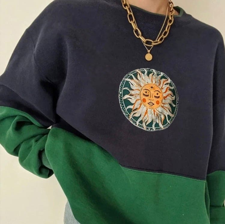 ヴィンテージ柄 刺 長袖 ラウンドネック l トップス プルオーバー ショート ショート丈 袖あり ドロップショルダー 萌袖 襟なし 切り替えデザイン かわいい 大人可愛い カジュアル 大