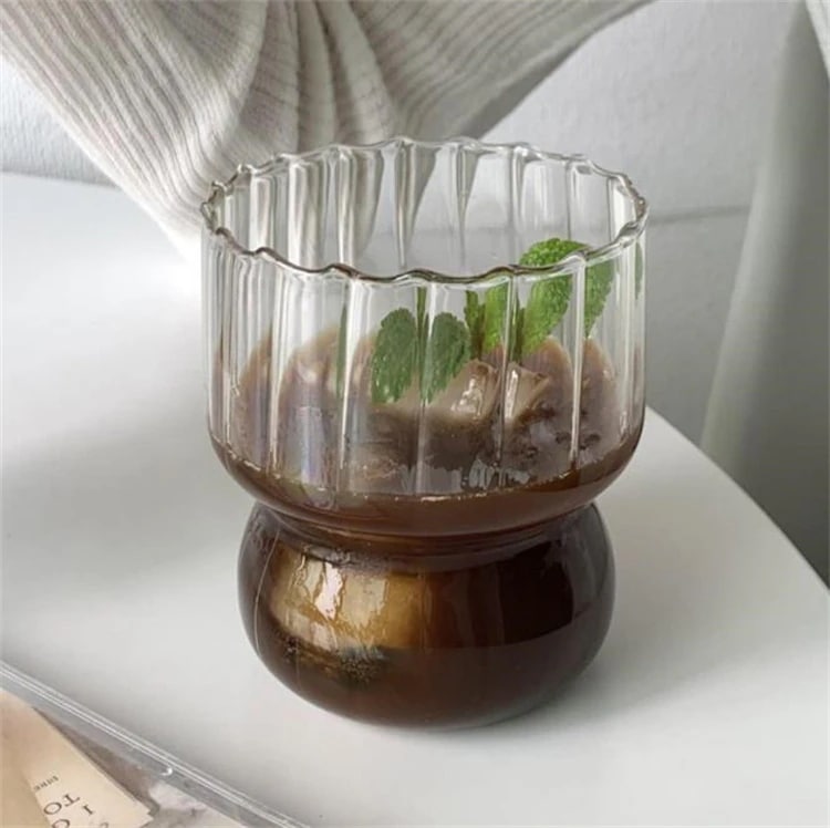 INSスタイル 縦紋 グラス カップ 牛乳カップ ラテ 冷たいコーヒーカップ オート麦 朝食カップ クリア 冷たい飲み物カップ 2個入