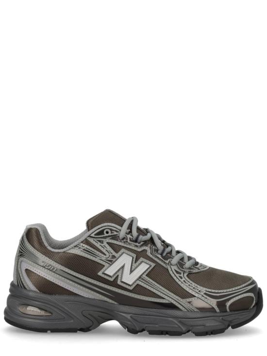 NEW BALANCE Men Sneakers U7407YI BLACKMETALLIC