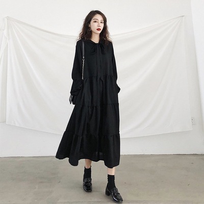 ワンピース ロング丈 袖あり 長袖 襟付き ボウタイ フレア デザイン 美ライン ニュアンス ティアード リボン モノトーン かわいい 大人可愛い きれいめ シンプル カジュアル 大人 上品 おしゃれ