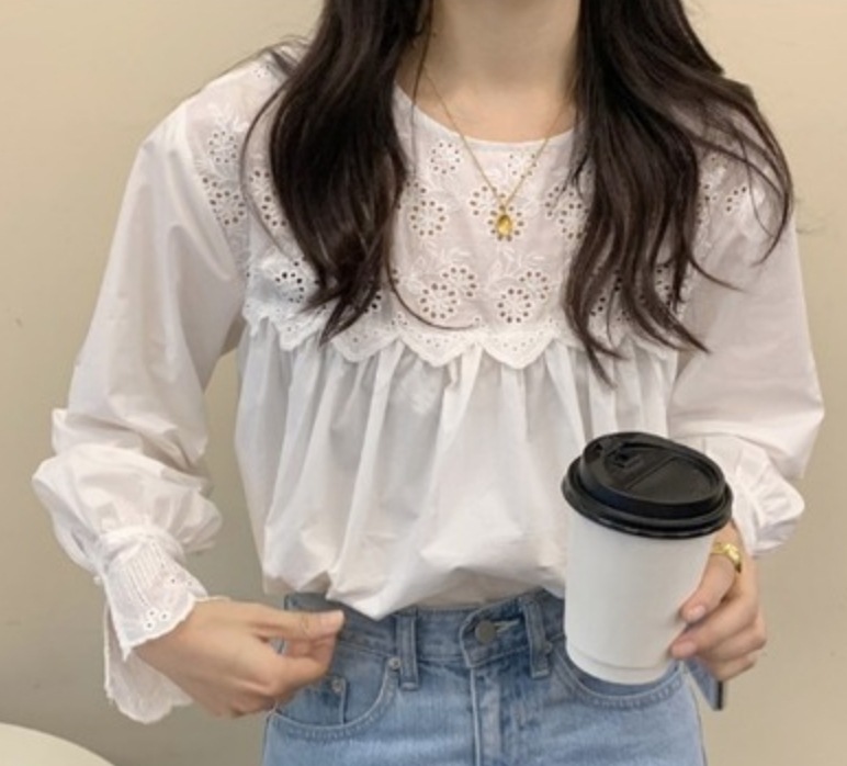 トップス デート かわいい 大人可愛い きれいめ シンプル カジュアル 大人 上品 おしゃれ お洒落 刺繡　ブラウス　ホワイト　ラウンドネック 長袖 フリル 無地 レース 花柄 春夏 韓国 Fサイズ