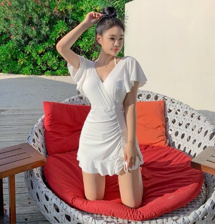 スイムウェア レディース ワンピース 体型カバー かわいい 大人可愛い きれいめ シンプル カジュアル ナチュラル