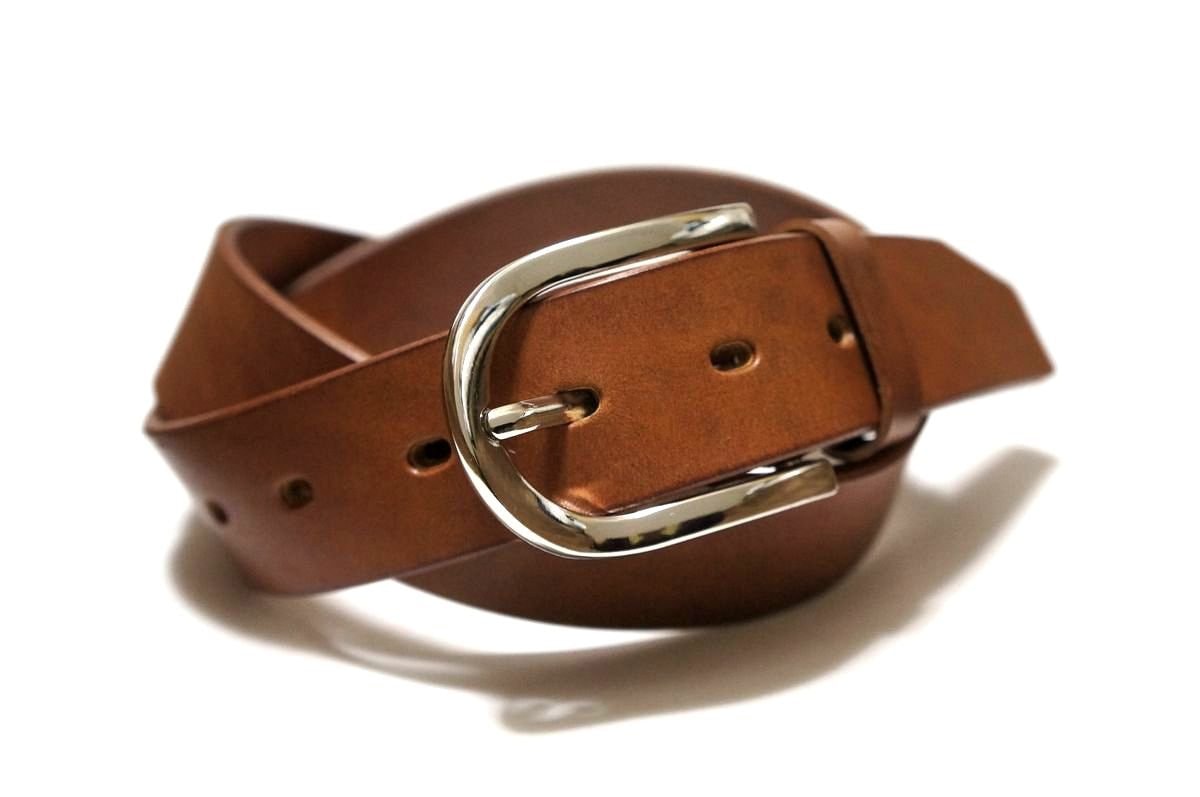 【スタイル ベルト belt店 SKY DARTS】 カジュアル ベルト/シルバーバックル仕様の牛革ベルト