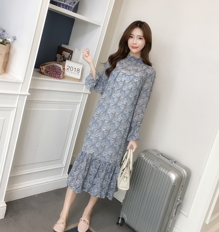 1137．花柄ハイネックシフォンワンピース（ブルー）