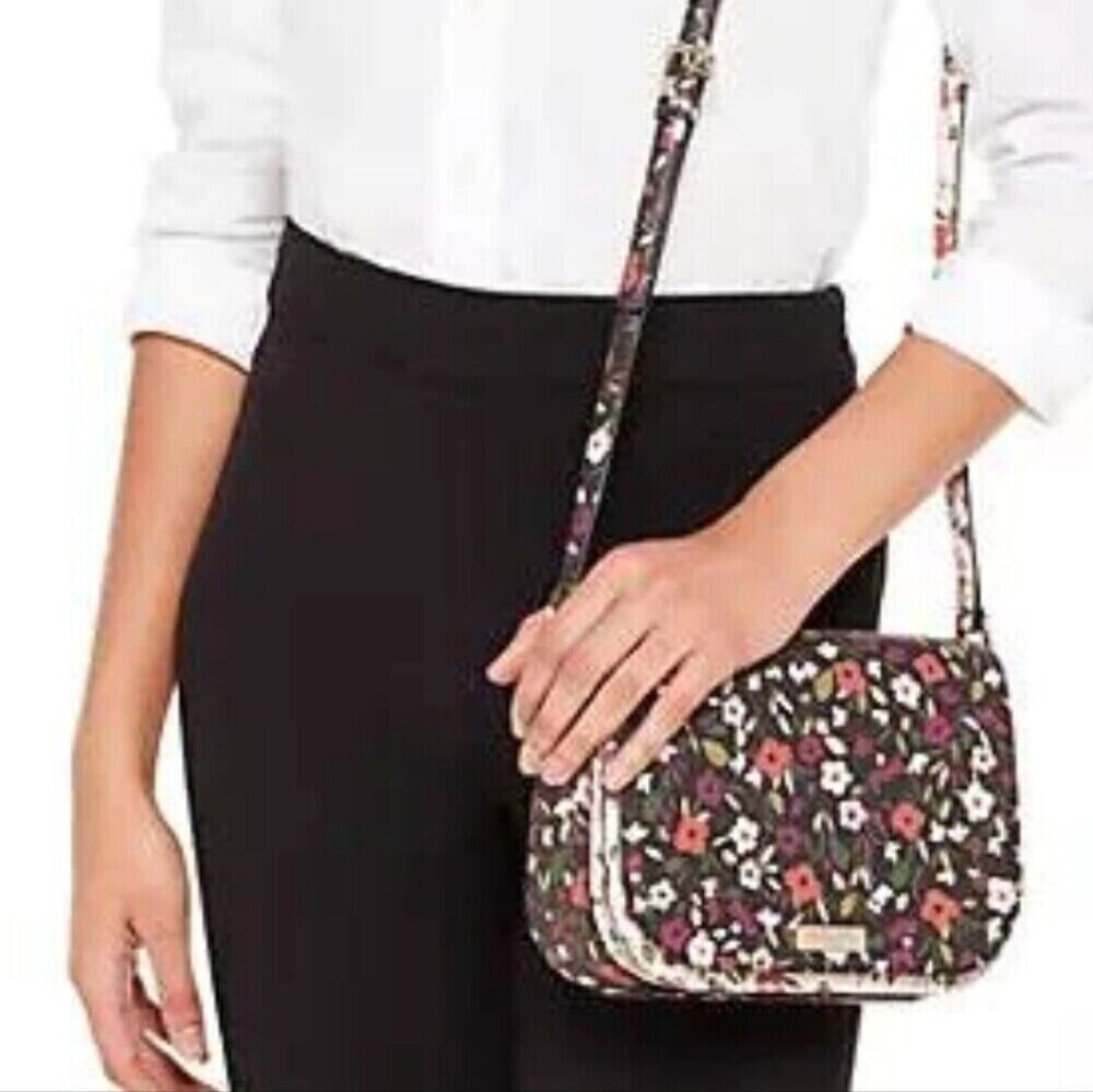 ニューヨーク直送 Laurel Way フローラルクロスボディ