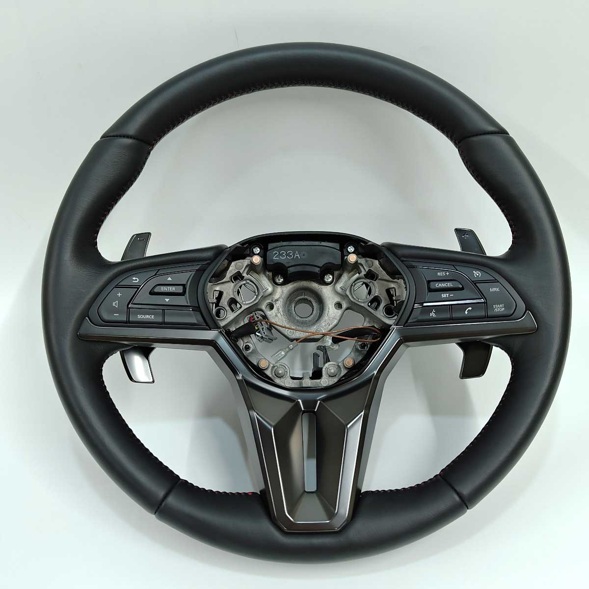 【中古・未使用品】日産 R35 GT-R GTR ステアリング 2024年式 3.8 トラックエディション engineered by nismo 4WD NISSAN 黒革 レッドステッチ