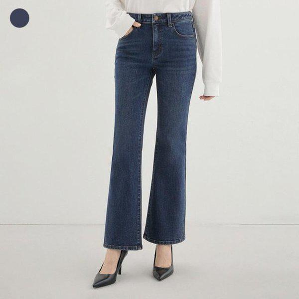 女性Dトーンフレアブーツカット_K YP3D9167