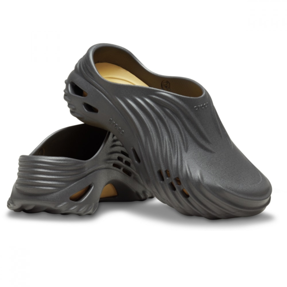 クロックス エコウェーブ サンド 210521-0LD