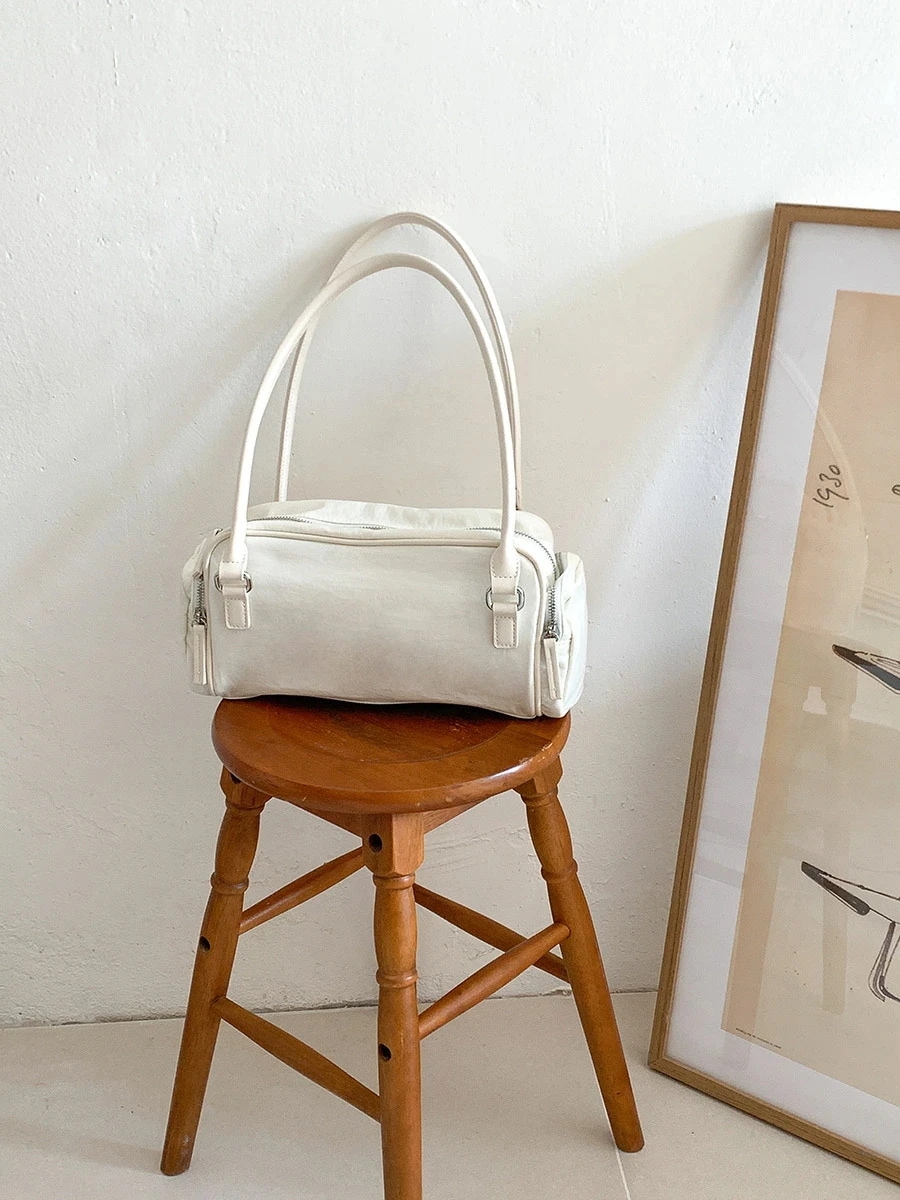 ショルダーバッグ 新作 ナイロン 気質 合わせやすい 個性的なデザイン シンプル ハンドバッグ