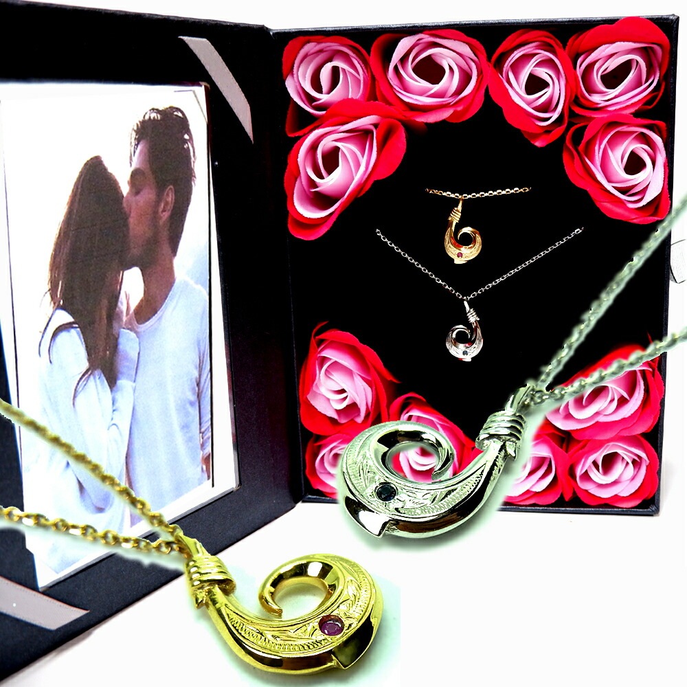 ペアネックレス ペアハワイアンジュエリー フィッシュフック サファイア ルビー 大人 シンプル アレ