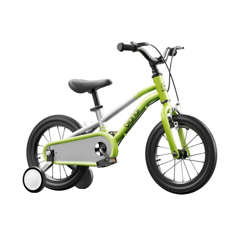 子供用自転車小中学生のうち大童2-3-5-6-8歳の軽自転車の男女が自転車に乗っている