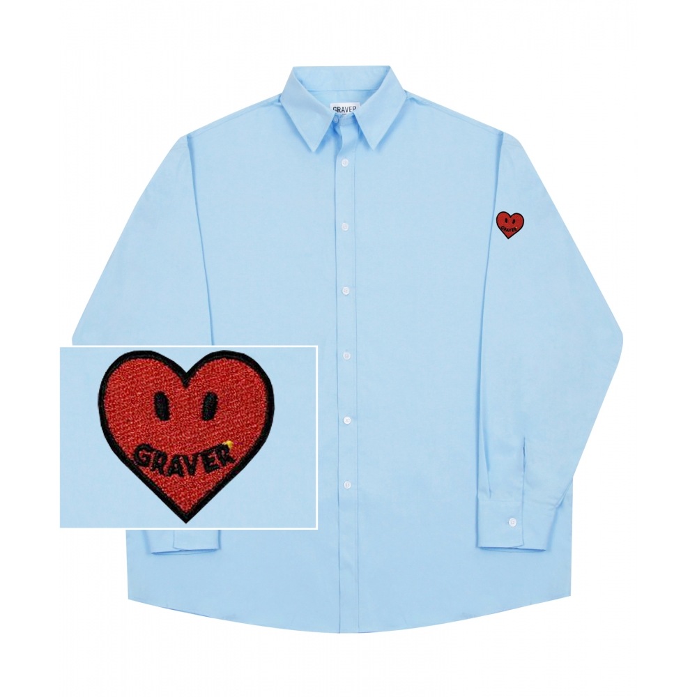 GRAVER [UNISEX]袖ハートロゴスマイル刺繍オーバーフィットシャツ_スカイブルー